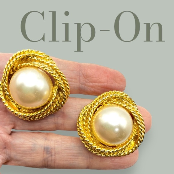 Faux Pearl Chunky Gold Clip-On Earrings Granny Core - Picture 1 of 8
